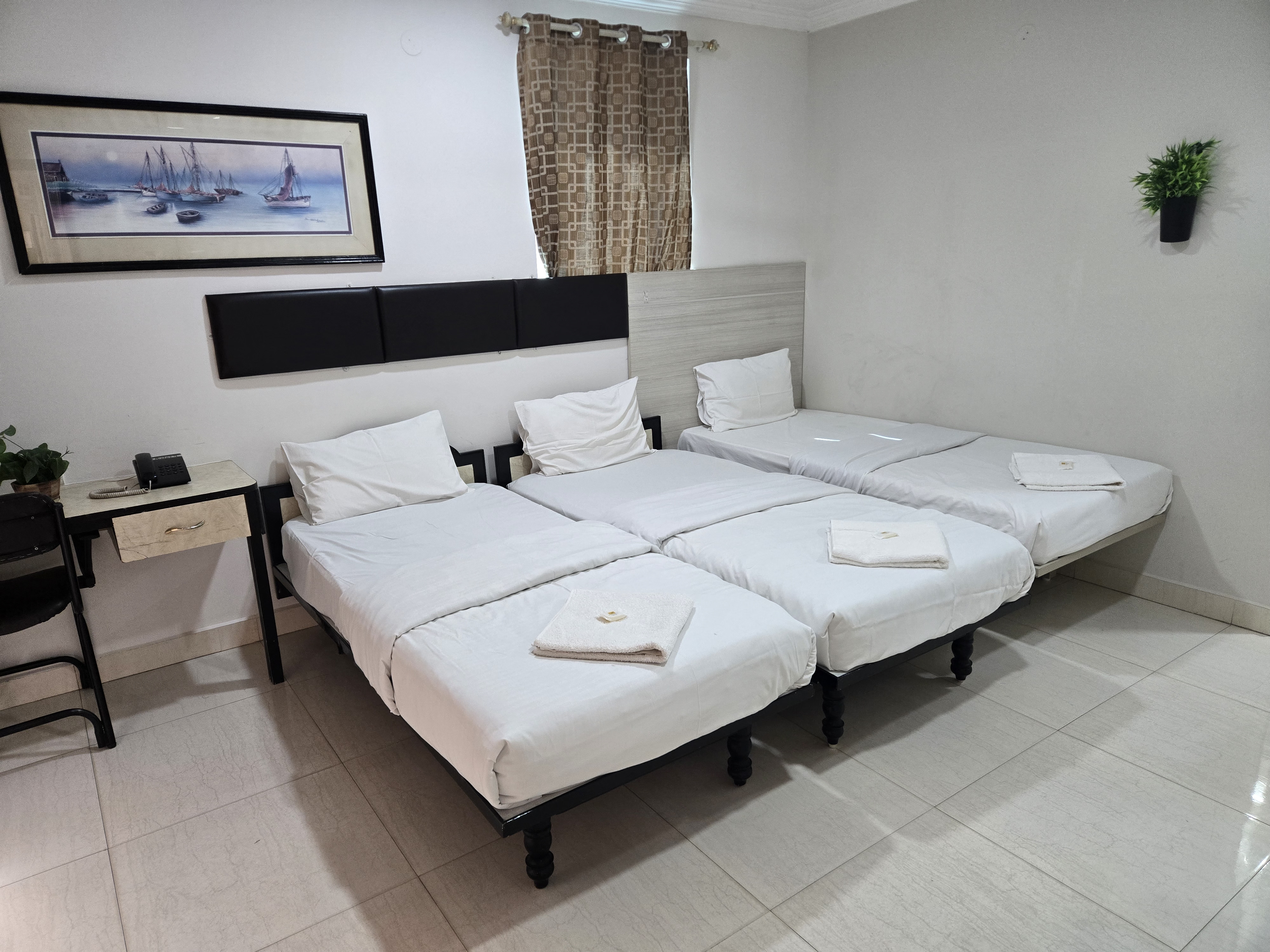 Triple Room